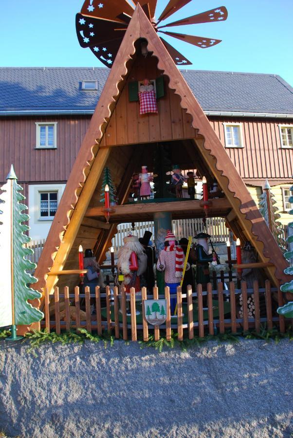 Fh Am Osterbrunnen Hotel Хинтерхермсдорф Екстериор снимка