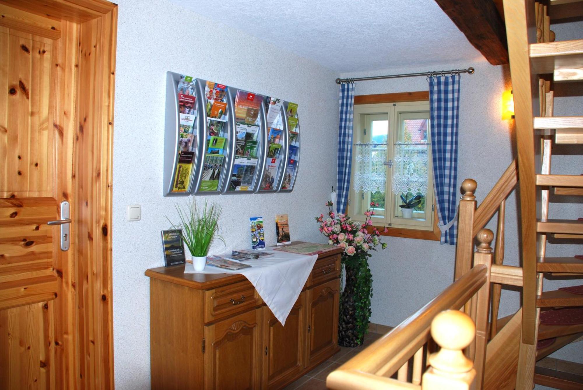 Fh Am Osterbrunnen Hotel Хинтерхермсдорф Екстериор снимка